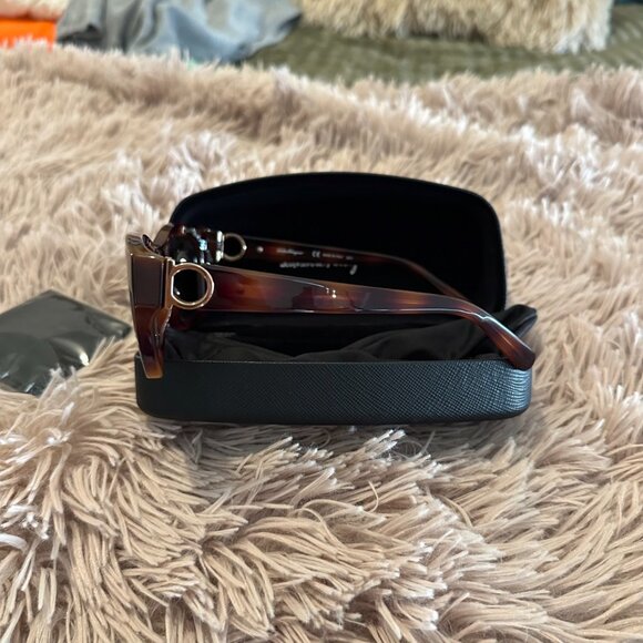 Ferragamo Tortoiseshell  Sunglasses main image 5